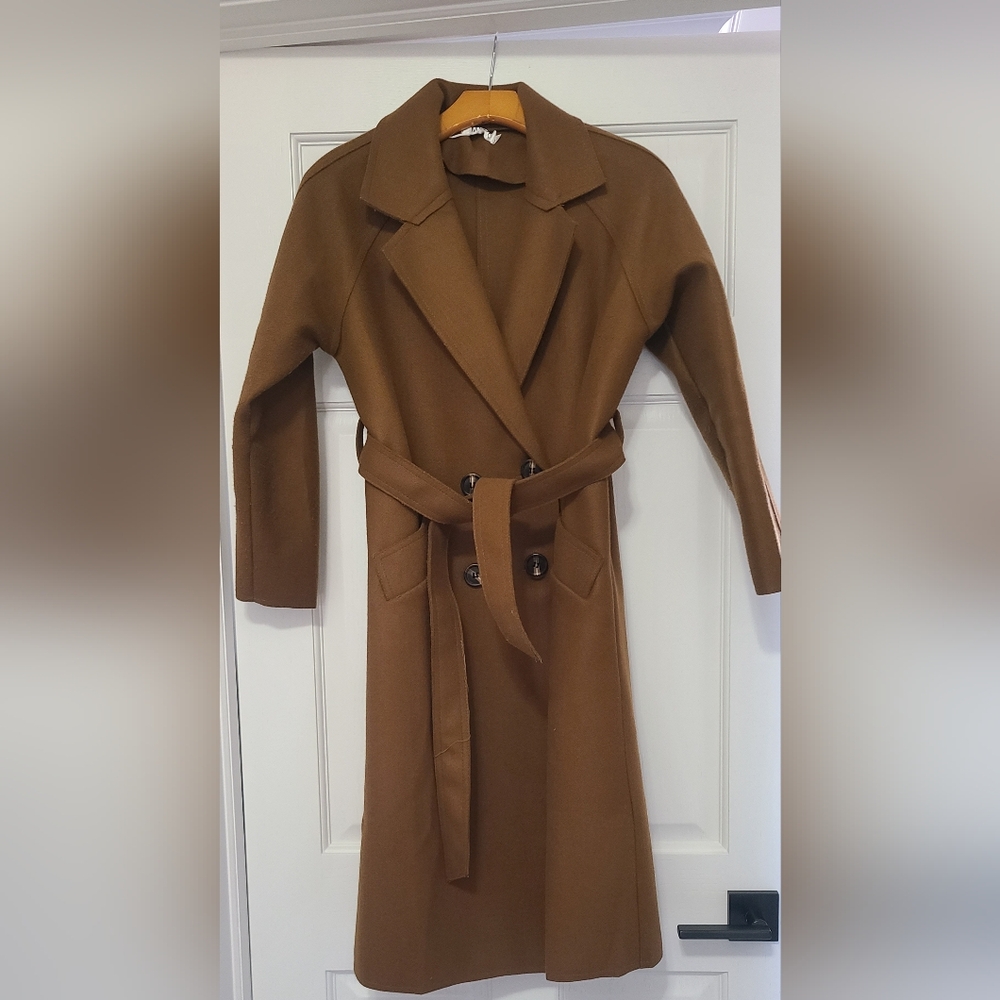 Brown Trench Coat with Belt and Wide Lapels